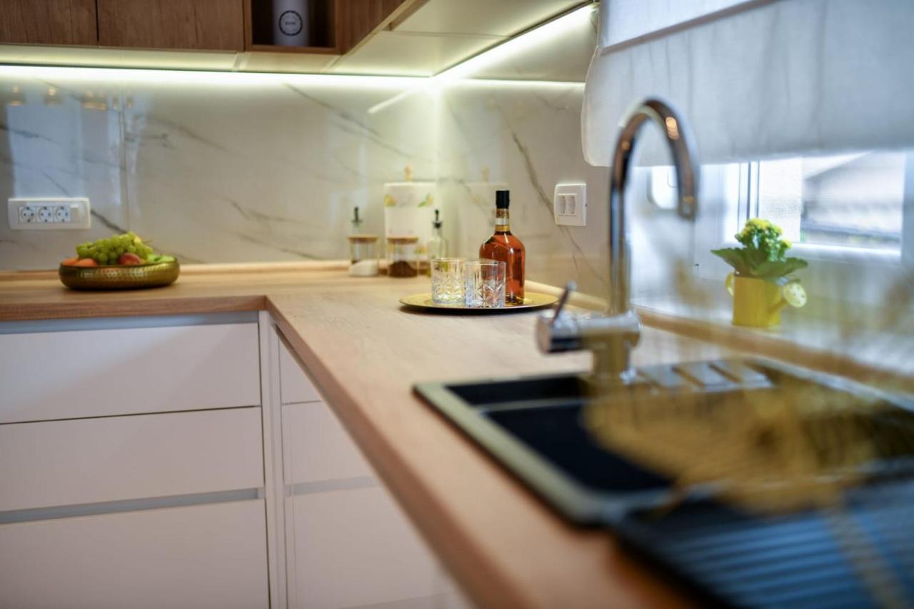 Family Apartment Amare ザダル エクステリア 写真
