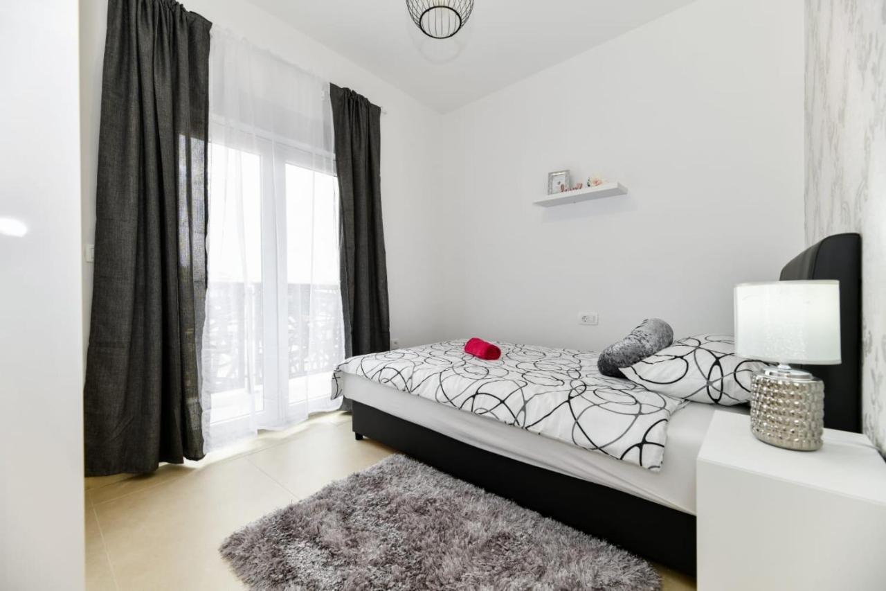 Family Apartment Amare ザダル エクステリア 写真