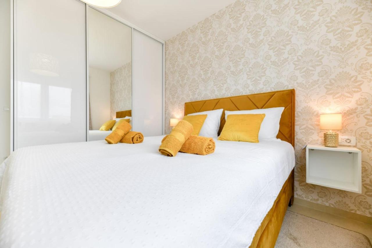 Family Apartment Amare ザダル エクステリア 写真
